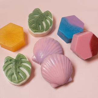 Melt and Pour Beginner Creator Kit