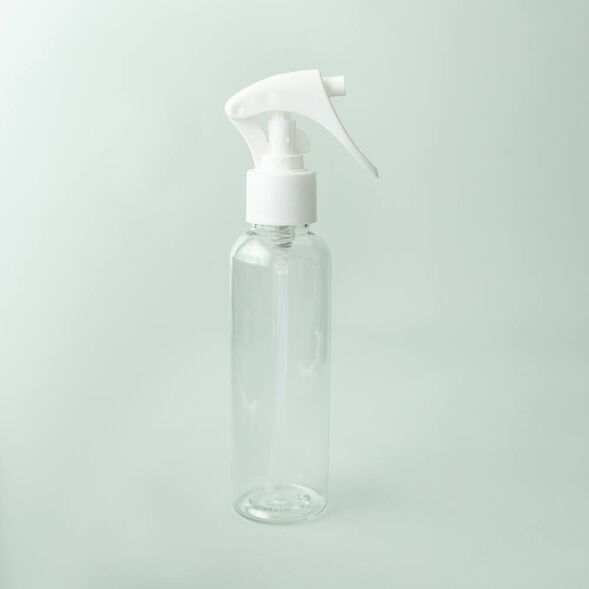 4 oz Clear Cosmo Bottle with White Trigger Spray Cap