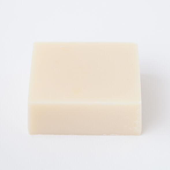 Fresh scented eucalyptus and cotton fragrance oil in cold process soap