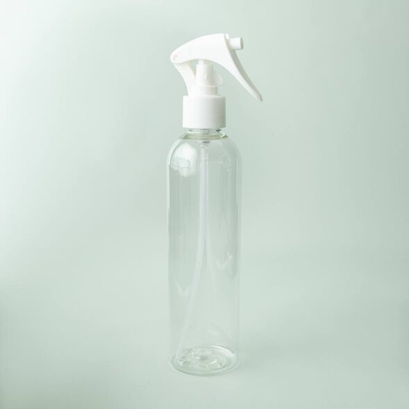 8 oz Clear Cosmo Bottle with White Trigger Spray Cap