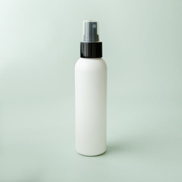 4 oz White Cosmo Bottle with Black Spray Cap