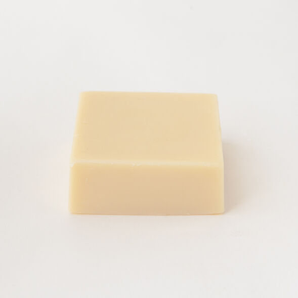 Fruity scented lemonade stand fragrance oil in cold process soap