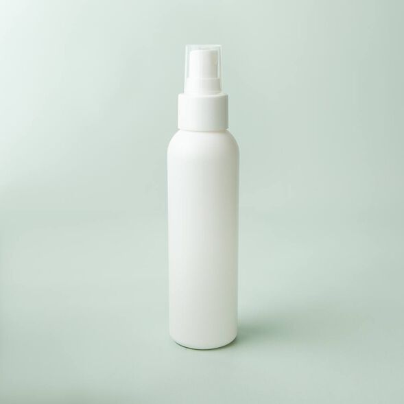 4 oz White Cosmo Bottle with White Spray Cap