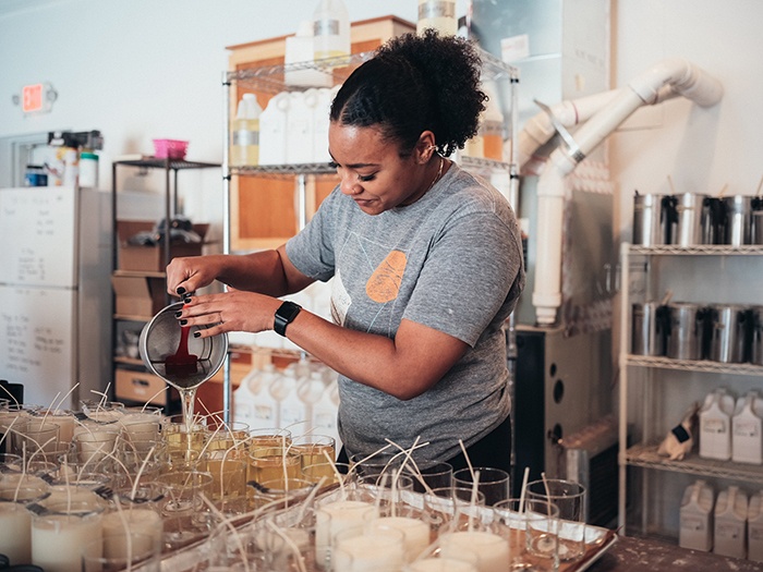 Maker of the Month: Pretty Honest Candles | Bramble Berry