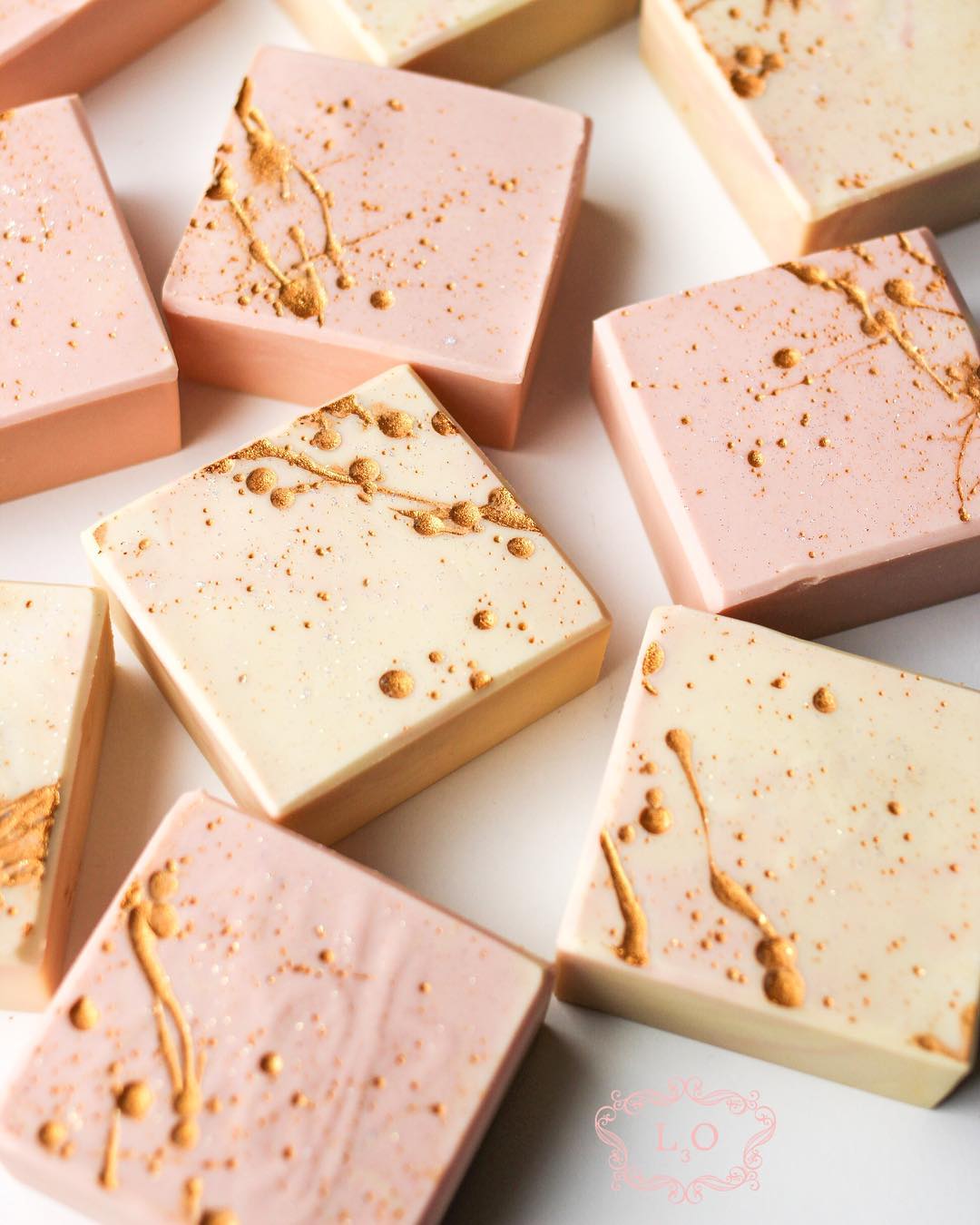 rose gold soap by l3o soaps