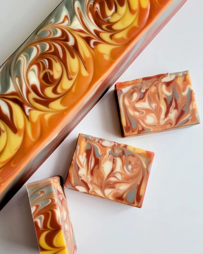 Sweet Orange and Pepper Sweet Orange and Pepper