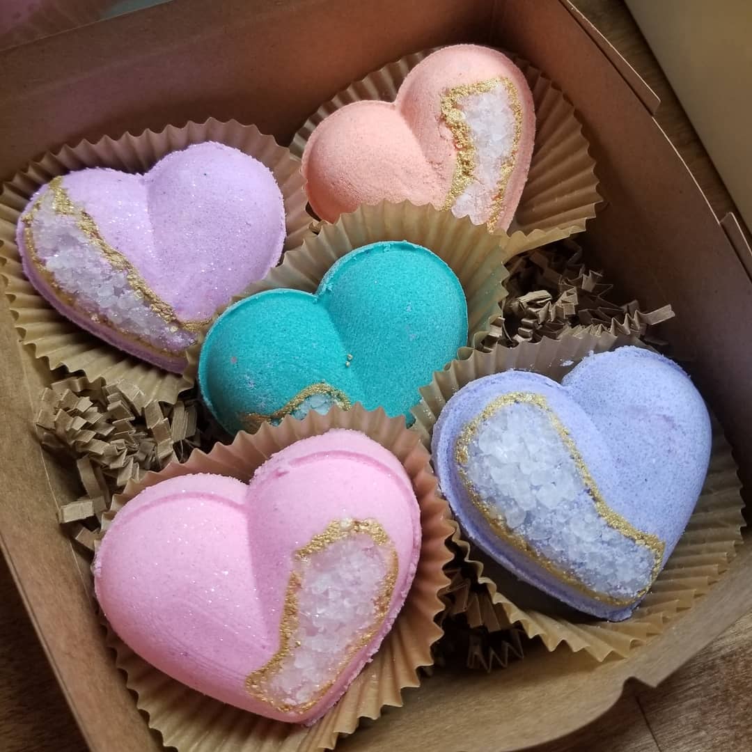 goat to bee natural heart bath bombs |
bramble berry