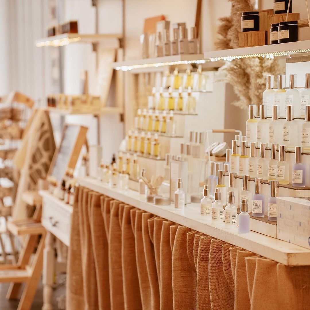 
Maker of the Month: Astrid and Aurora

