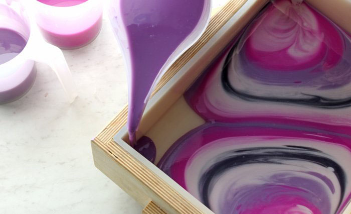 pouring soap colored with pigments | bramble berry