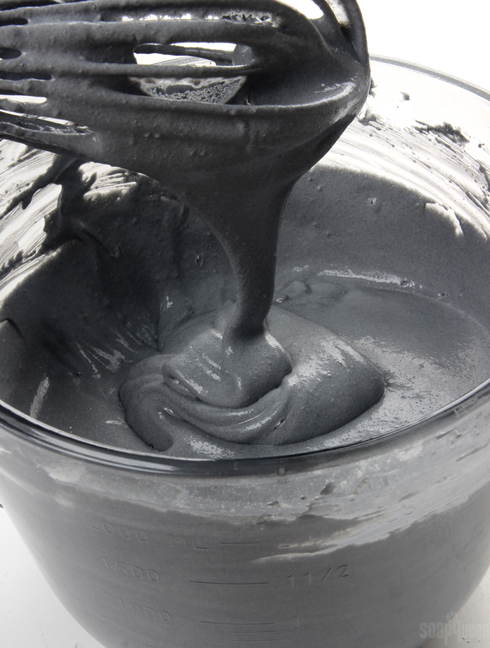 cleansing charcoal face scrub | bramble
                berry