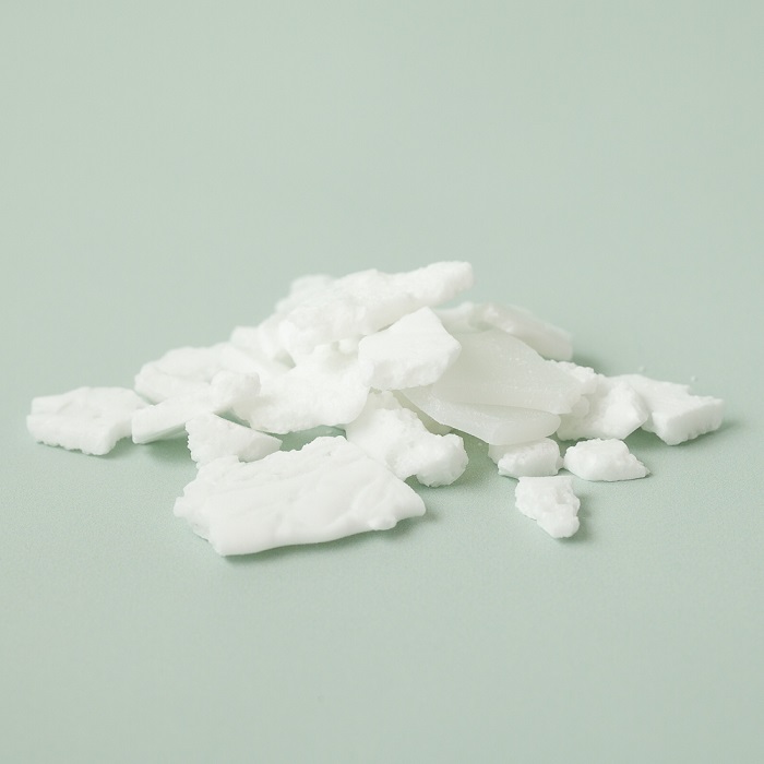 Our Gentle Foaming Flakes are an anionic surfactant Our Gentle Foaming Flakes are an
anionic surfactant