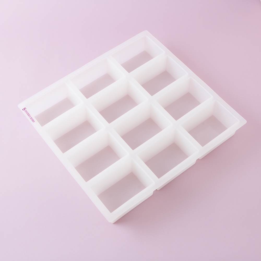 A BHYDRY 6 Cavity Plain Basic Rectangle Silicone Mould for Homemade Craft Soap Mold
