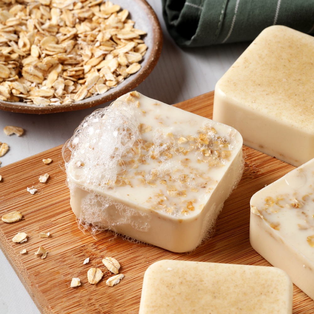 Gentle Oatmeal Soap Project | BrambleBerry