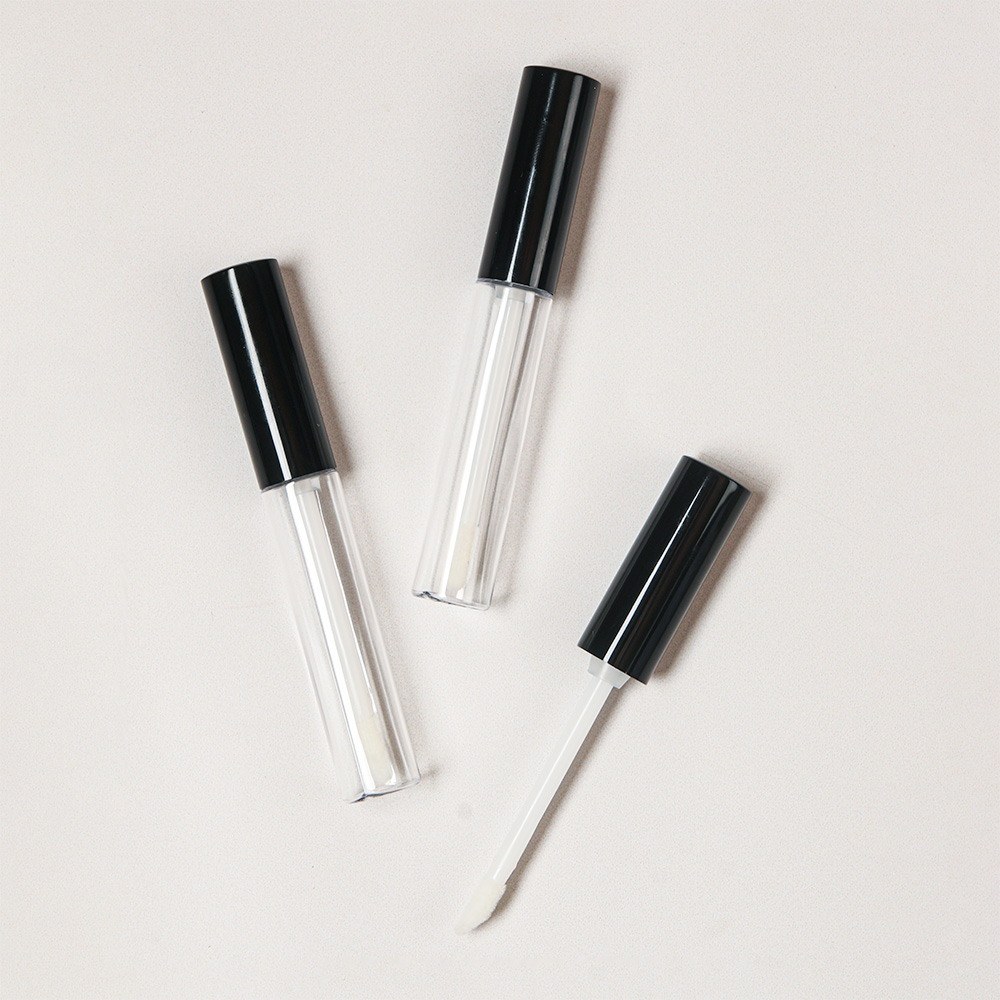 Lip Gloss Tube with Wand image number null